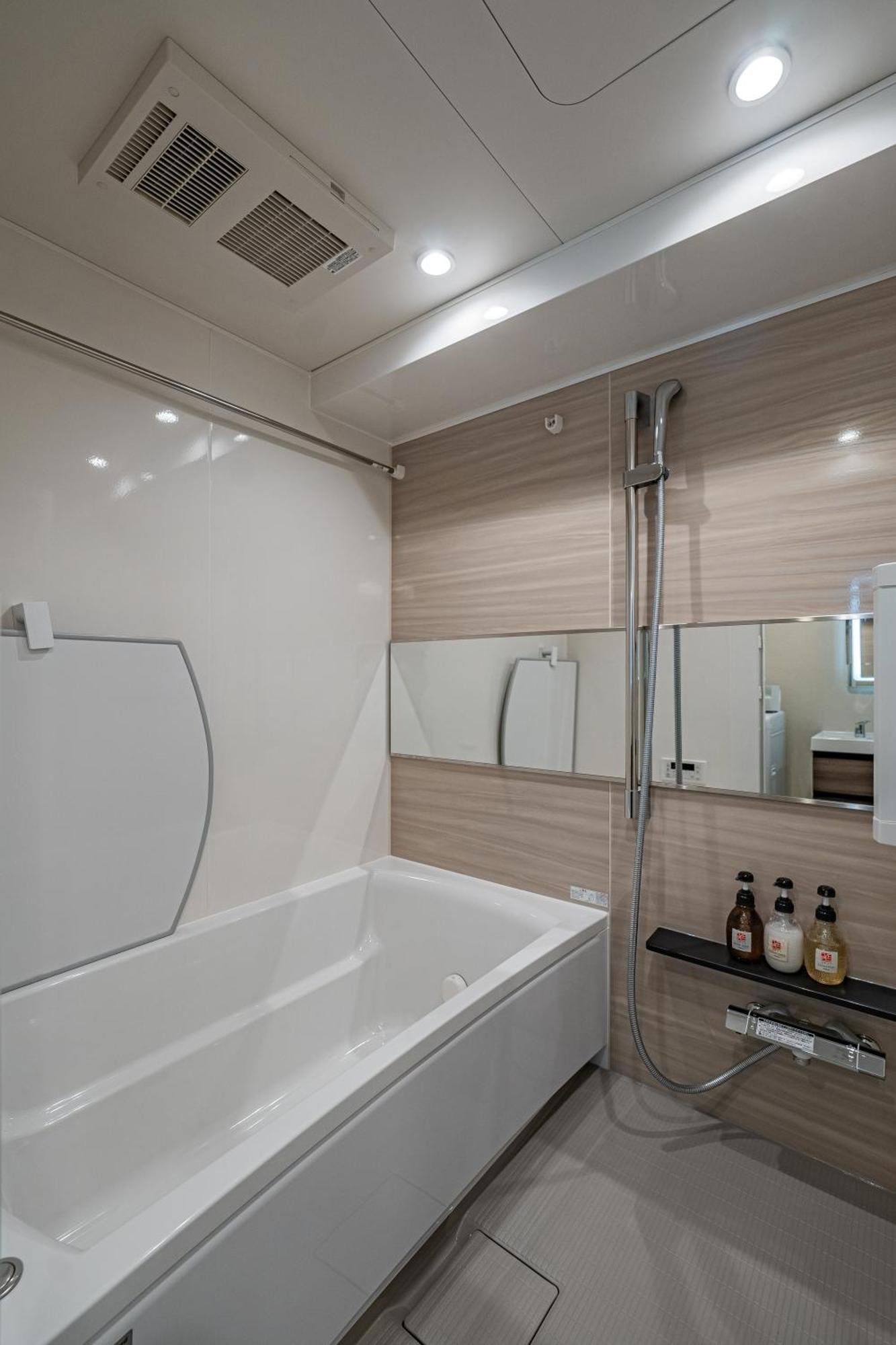 11 Shinsekai Apartemen Osaka